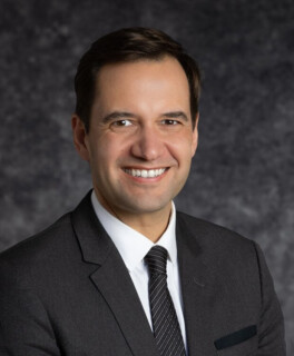 Dr. Ricardo Baptista Leite