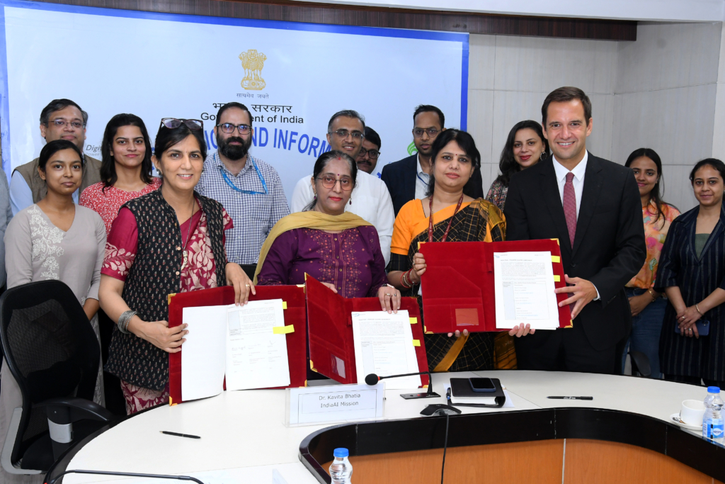 The signing ceremony took place at the Ministry of Electronics and Information Technology in New Delhi with the participation of (from left to right): Dr. Mona Duggal, Director of the National Institute for Research in Digital Health and Data Sciences (NIRDHDS) at ICMR, Smt Kavita Bhatia, COO, IndiaAI, Dr. Sanghamitra Pati, Additional Director General, ICMR, and Dr. Ricardo Baptista Leite, CEO, HealthAI.